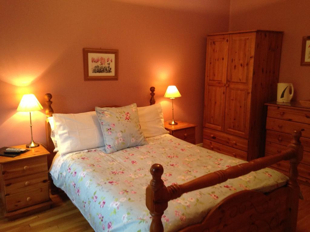 Camolin Kilbora B&B חדר תמונה